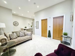 Photo 15- click for photo gallery